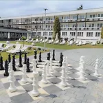 San Medical Resort